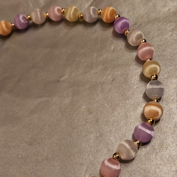 Set of FOUR (4) Vintage Colorful Beaded Necklaces, excellent condition - Picture 5 of 5